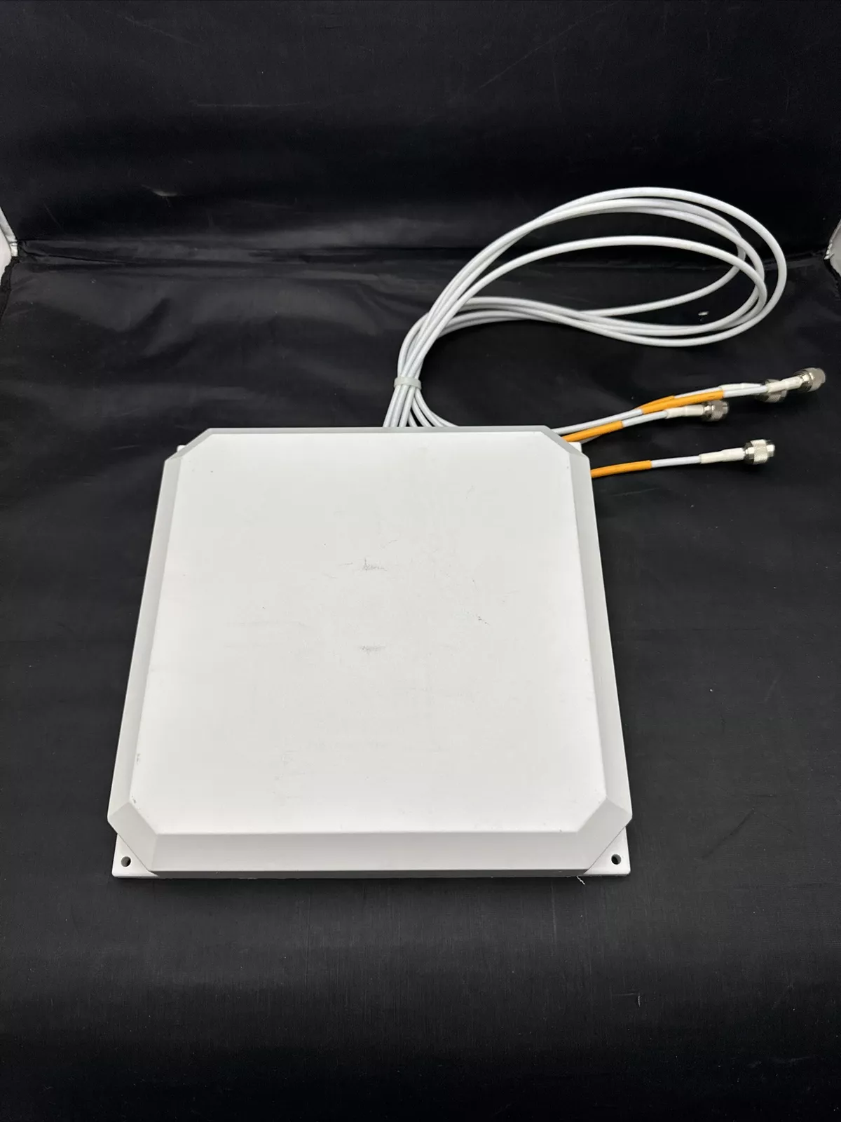 AIR-ANT2566D4M-R | Cisco Antenna | Aironet Series at ServerTechCentral