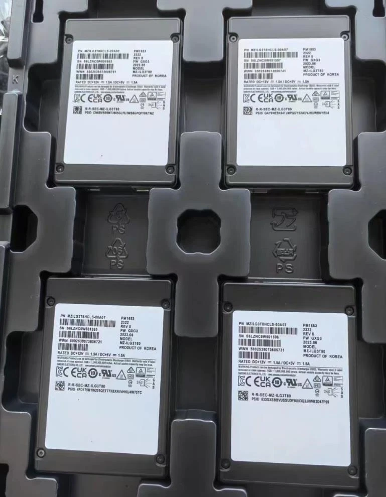 Samsung PM1653 High-Capacity SSD for Advanced Data Storage Solutions