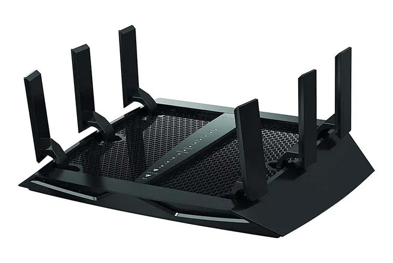 R7900P-100NAR - Netgear Nighthawk R7900P 4 x Ports 1000Base-T LAN + 1 x Port RJ-45 WAN 3.0Gb/s IEEE 802.11a/n/ac 5.0GHz Tri-Band WiFi Router