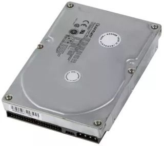 TM32A012 - Quantum Fireball 3.2GB 4500RPM ATA/IDE 128KB Cache 3.5-Inch Hard Drive